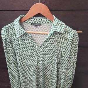 Adrianna Papell Green and White Geometric Blouse